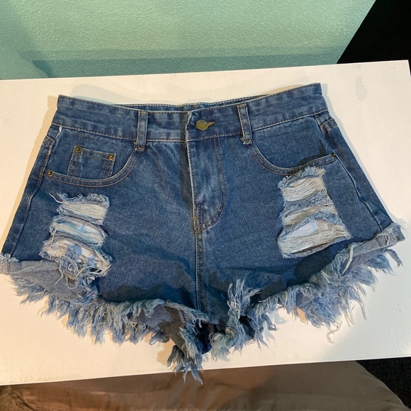 Jean shorts - Picture 1 of 2